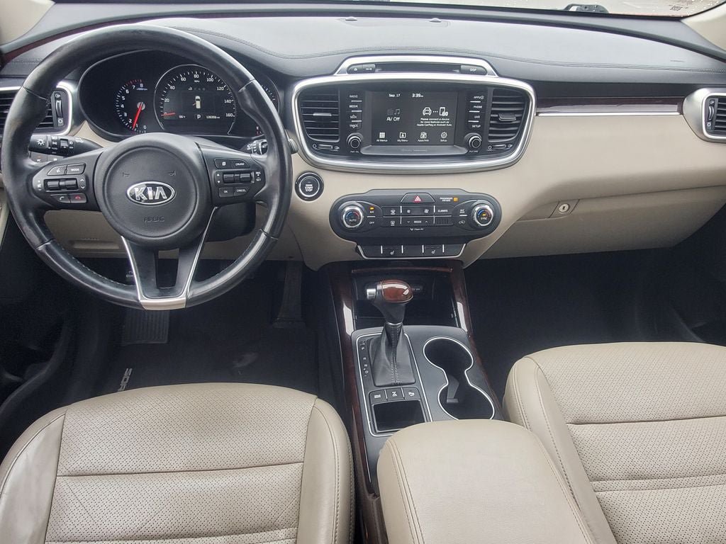 Used 2017 Kia Sorento EX w/ EX V6 Premium Package AWD/4WD image 23
