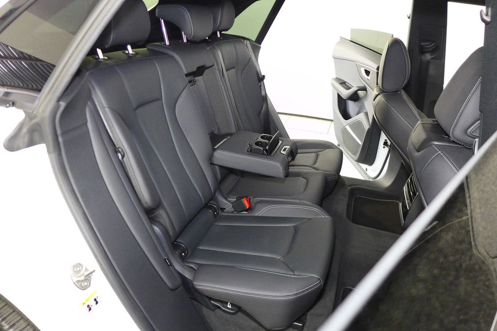 Used 2023 Audi Q8 Premium Plus w/ Premium Plus Package image 20