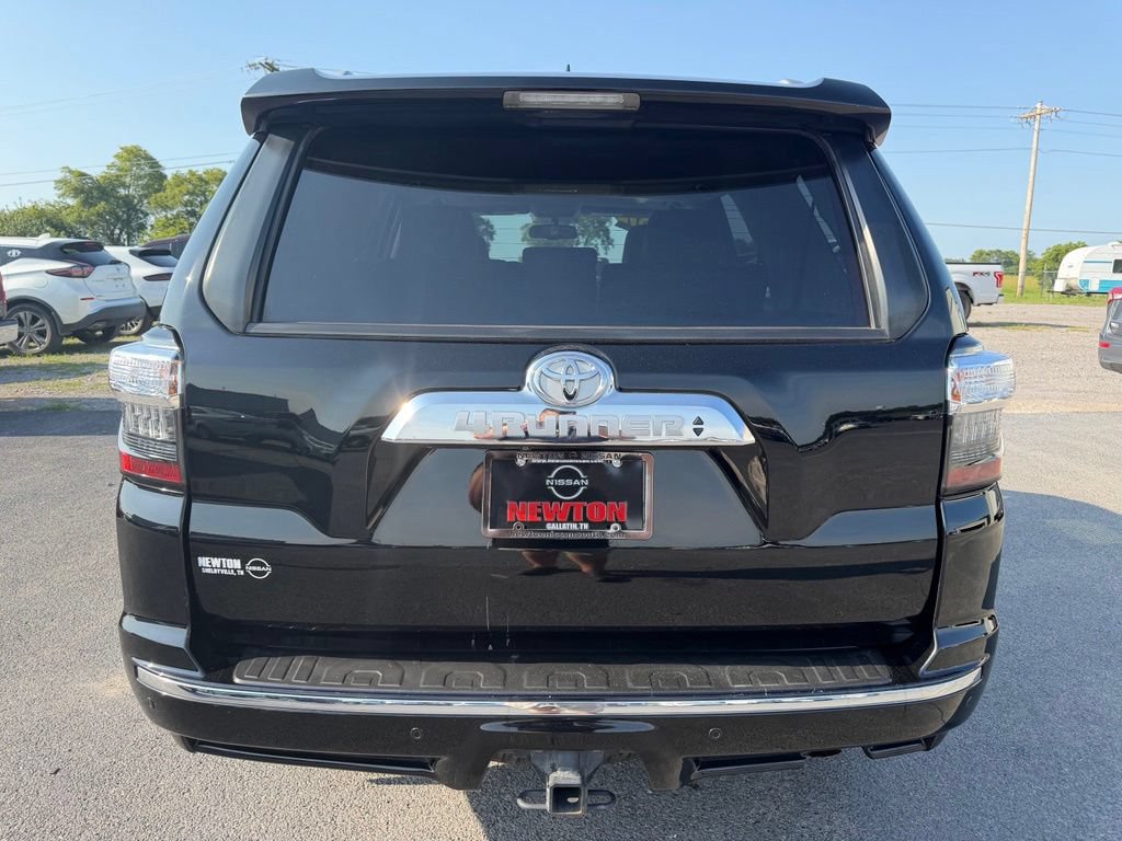 Used 2017 Toyota 4Runner Limited AWD/4WD image 34