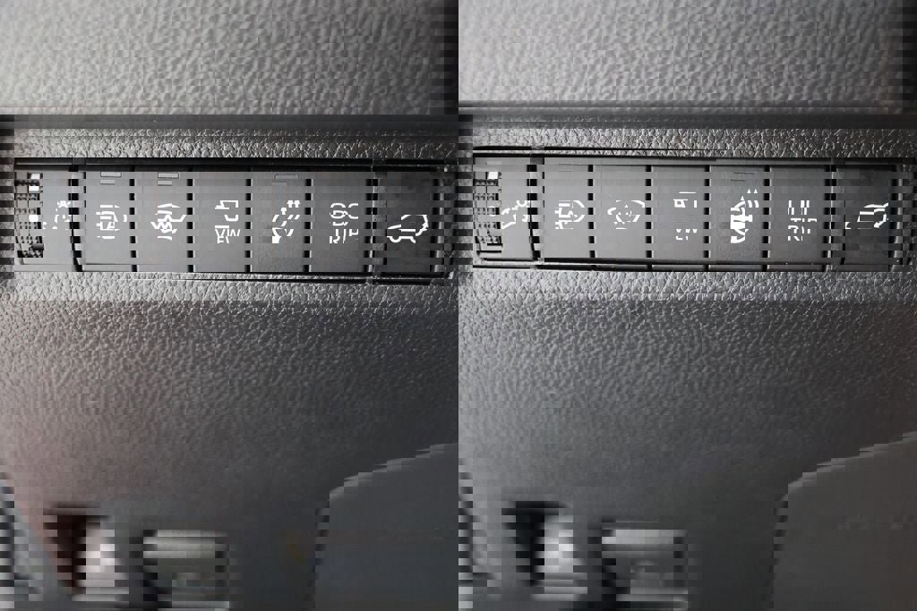 Used 2023 Toyota RAV4 Limited image 25