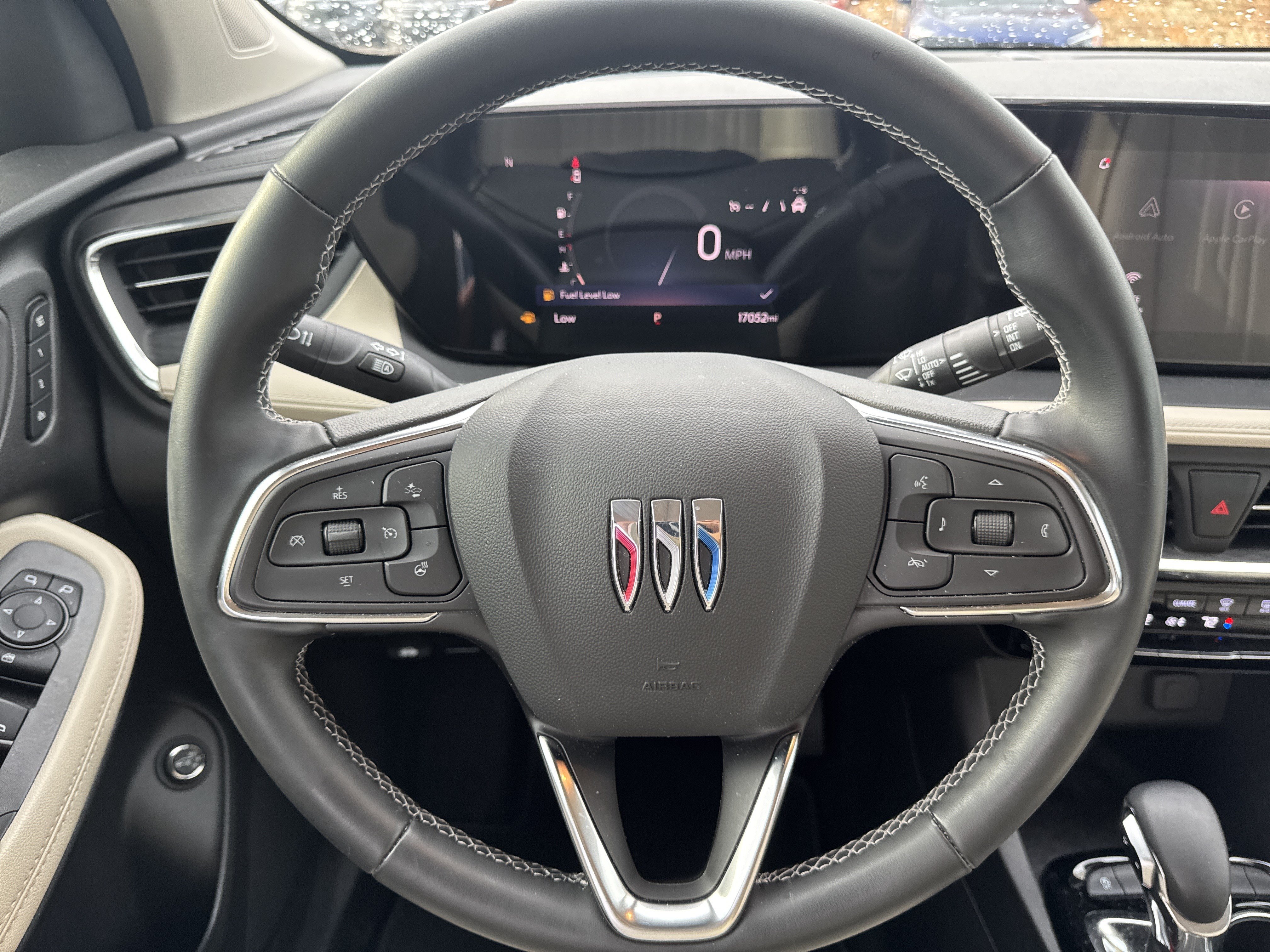 Used 2025 Buick Encore GX Avenir w/ Avenir Convenience Package FWD image 12