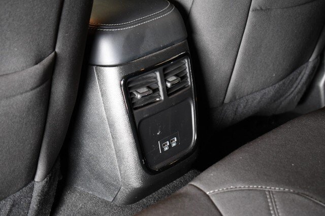 Used 2023 Dodge Charger SXT w/ Blacktop Package AWD/4WD image 18