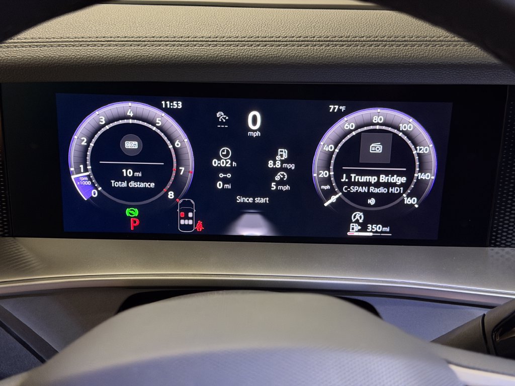 New 2026 Volkswagen Tiguan SE R-Line FWD image 15