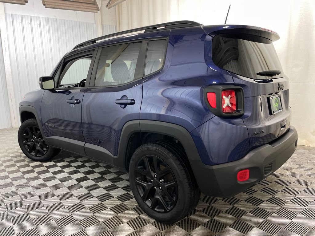 Used 2018 Jeep Renegade Altitude AWD/4WD image 11