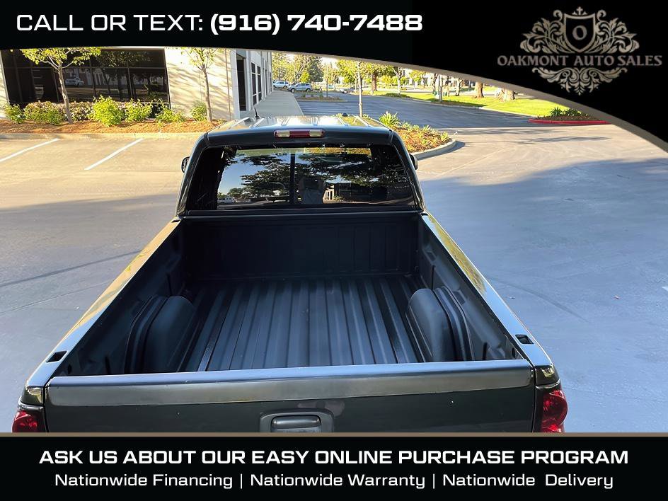 Used 2004 Chevrolet Silverado 2500 LT w/ Skid Plate Package AWD/4WD image 15