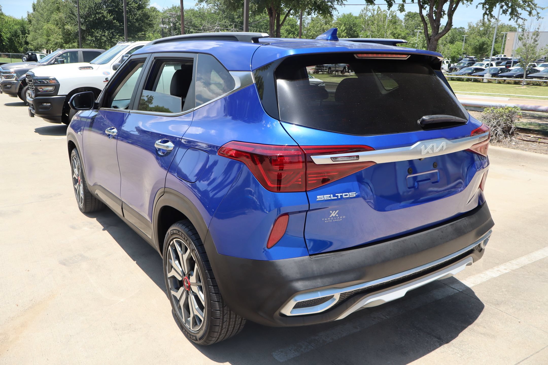 Used 2023 Kia Seltos SX AWD/4WD image 6
