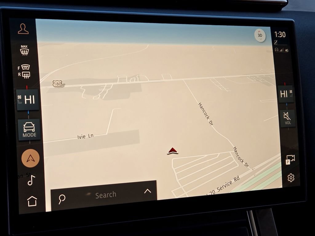 Used 2025 Land Rover Range Rover Velar Dynamic SE image 18