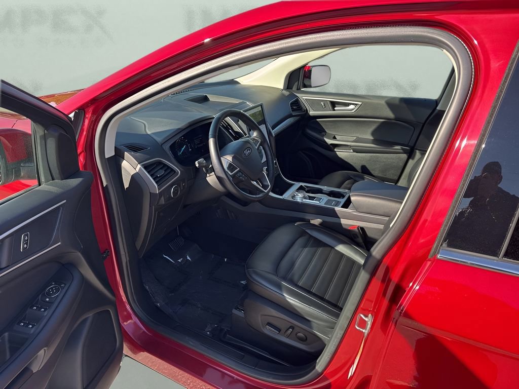 Used 2023 Ford Edge SEL image 9