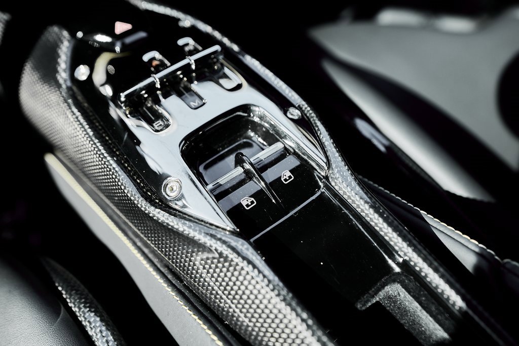 Used 2022 Ferrari SF90 Stradale image 63