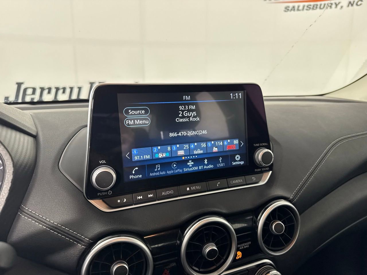 Used 2025 Nissan Sentra SV image 14