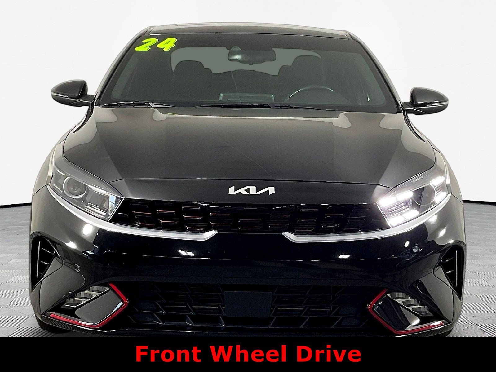 Used 2024 Kia Forte GT-Line w/ GT-Line Premium Package FWD image 2