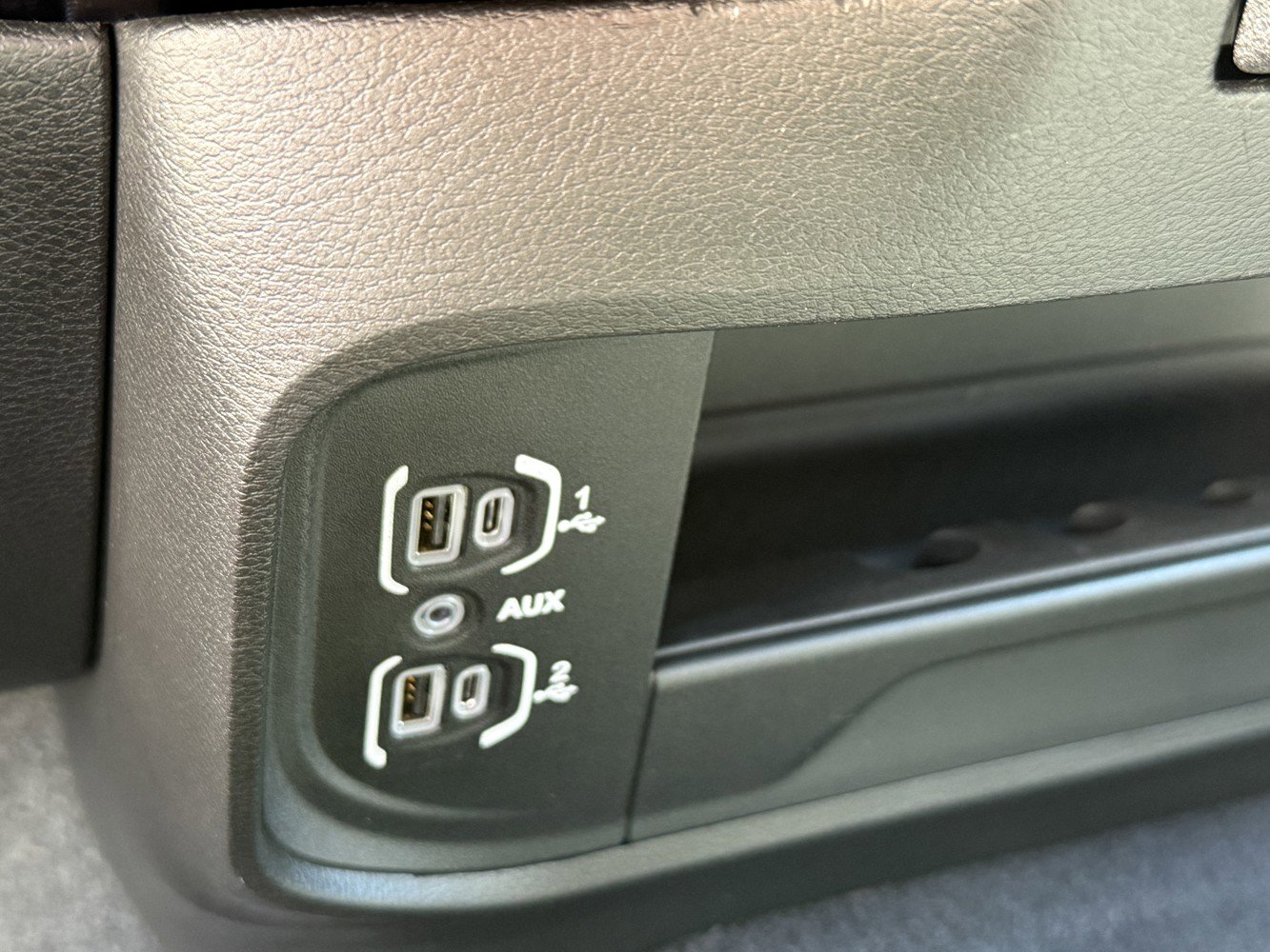 Used 2024 RAM 3500 Tradesman image 13