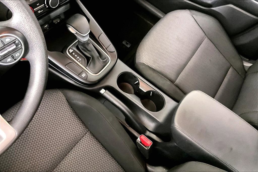 Used 2023 Kia Soul LX w/ LX Technology Package image 18