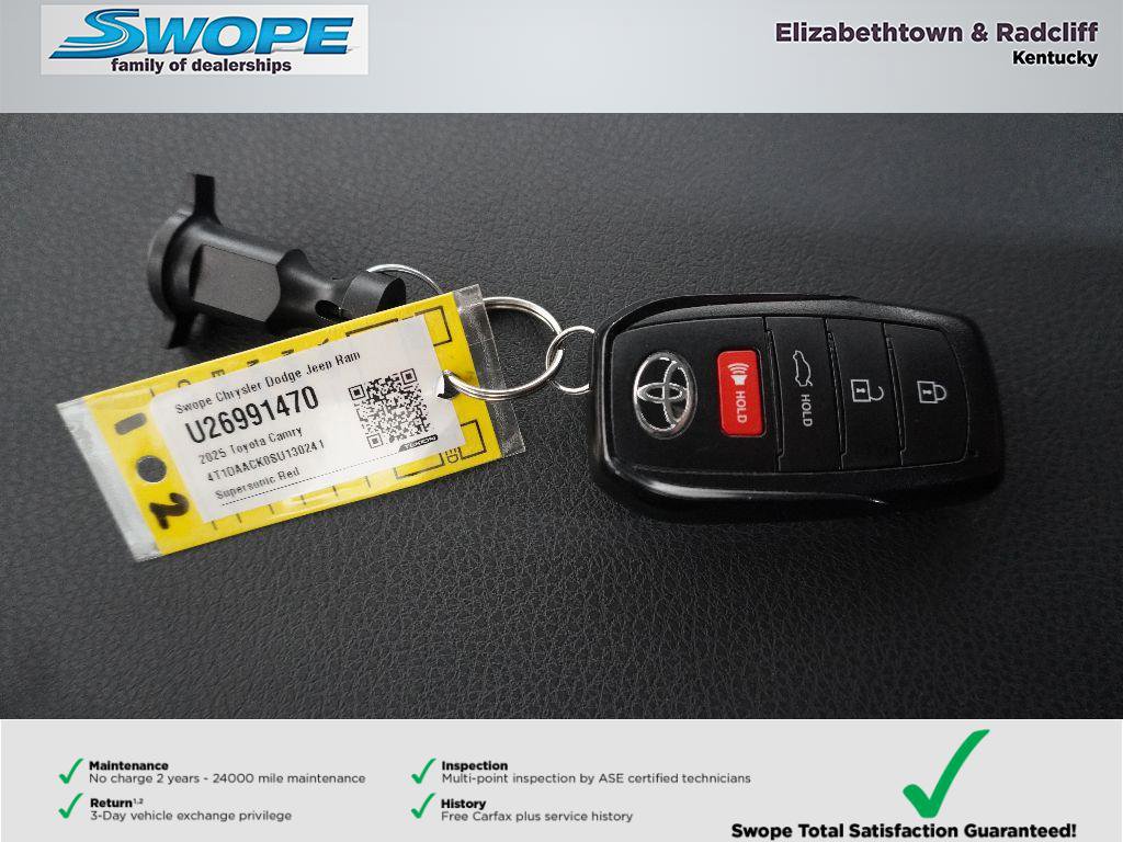 Used 2025 Toyota Camry LE FWD image 28