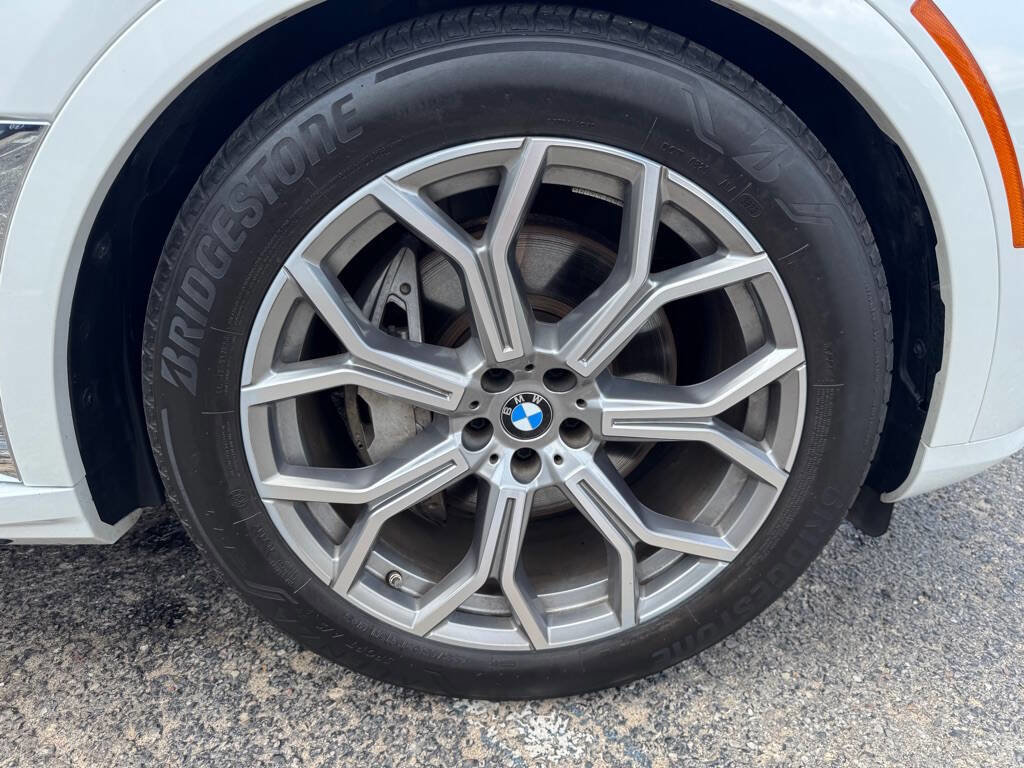 Used 2024 BMW X7 xDrive40i image 69