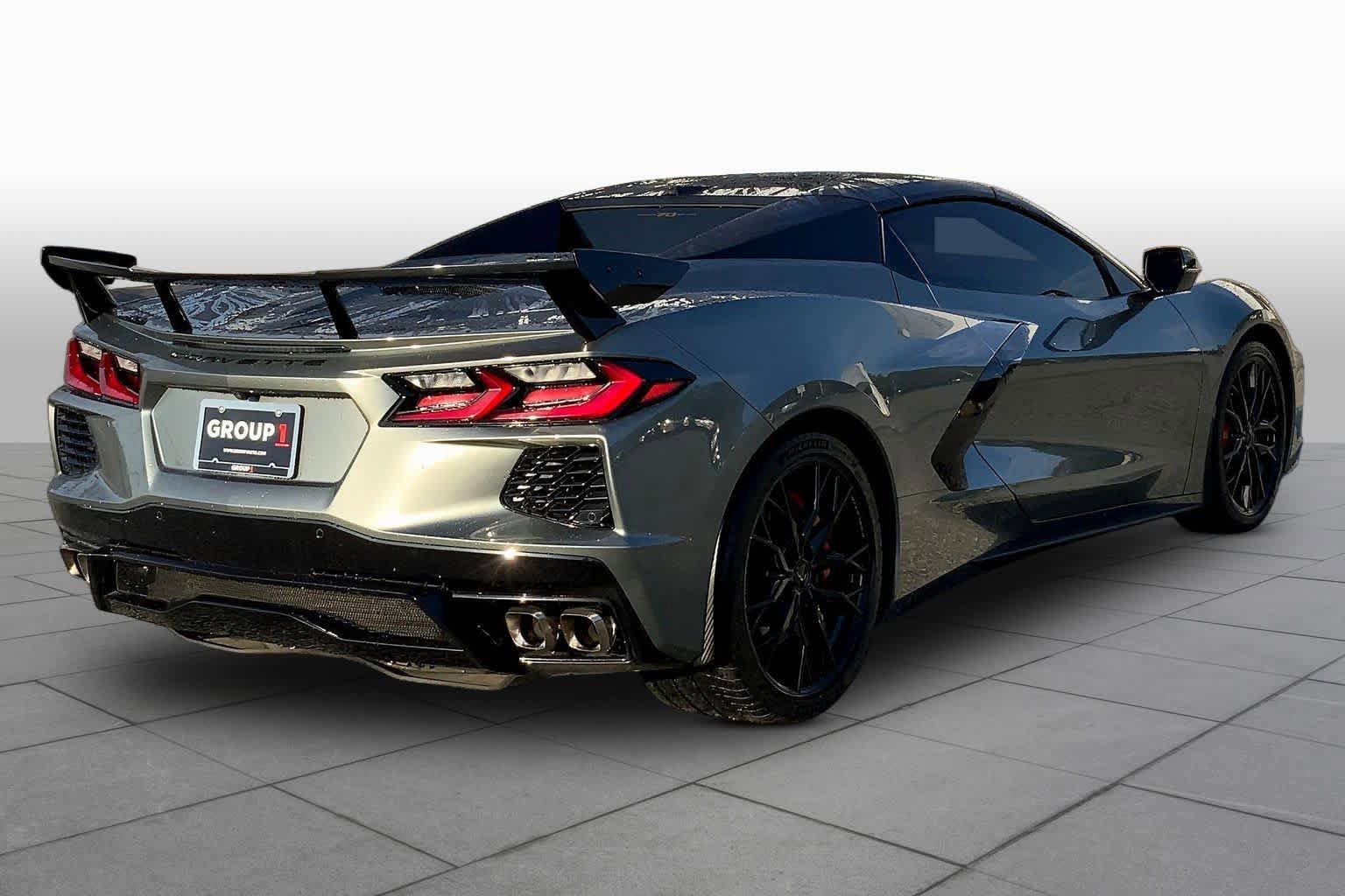 Used 2023 Chevrolet Corvette Stingray Premium Conv w/ Z51 Performance Package image 12