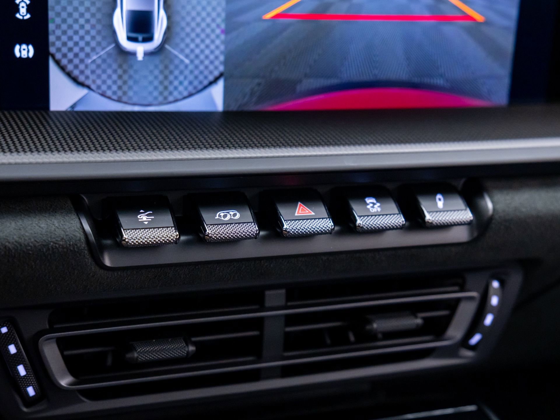 Certified 2022 Porsche 911 Carrera GTS image 27