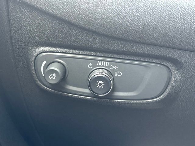 Used 2024 Chevrolet Equinox LT w/ LPO, Floor Liner Package image 24