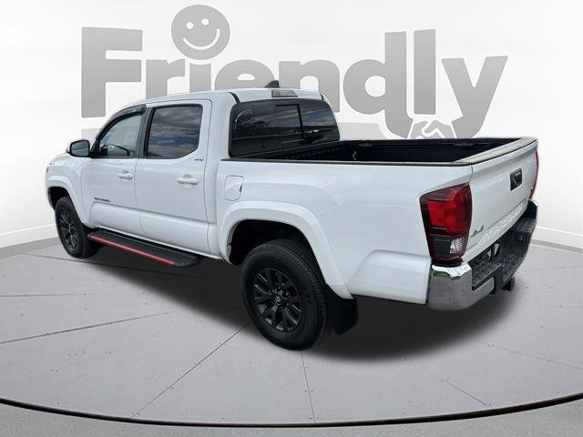 Used 2023 Toyota Tacoma SR5 AWD/4WD image 4