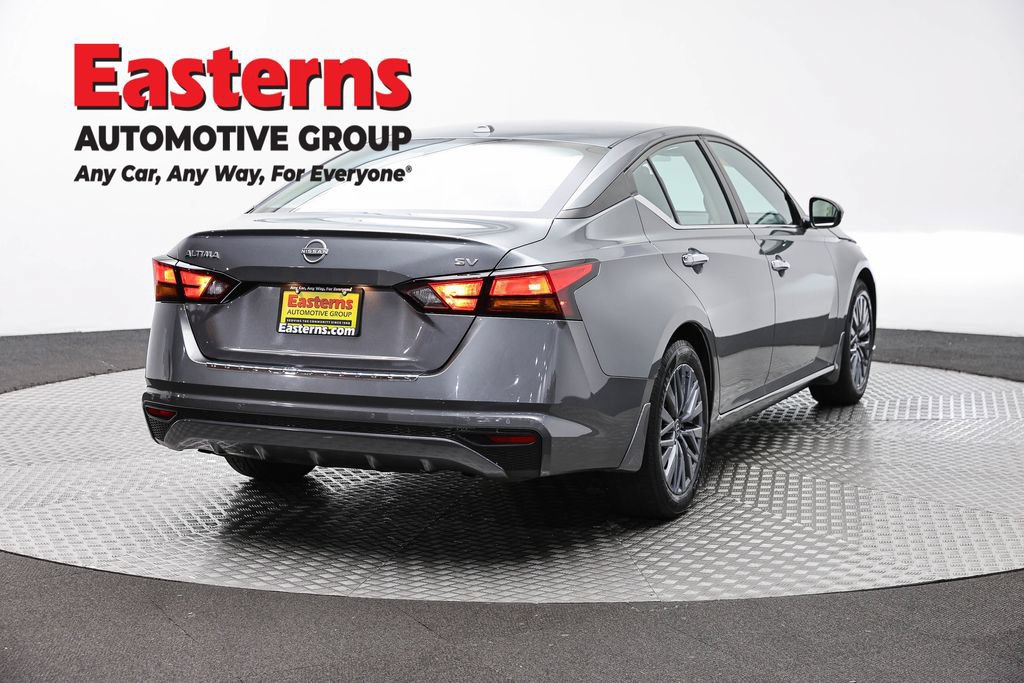 Used 2023 Nissan Altima 2.5 SV FWD image 5