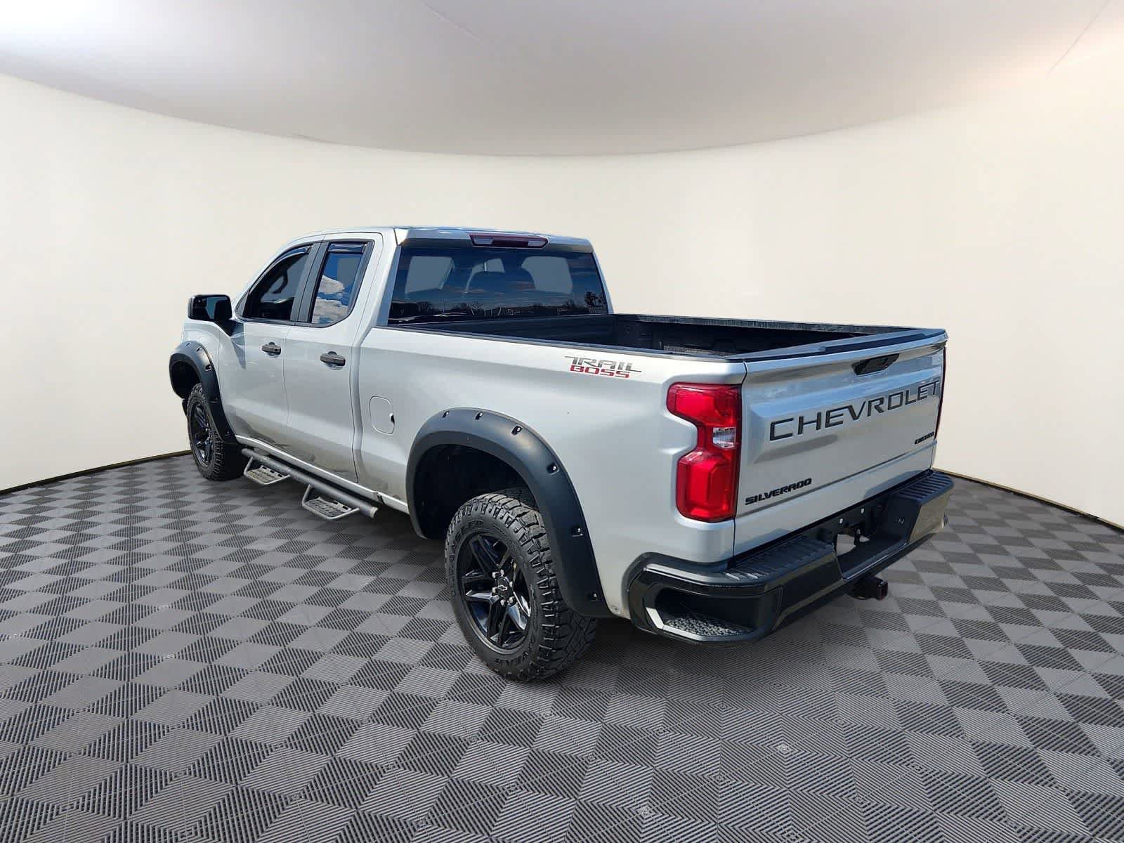 Used 2020 Chevrolet Silverado 1500 Custom Trail Boss w/ Custom Convenience Package image 7