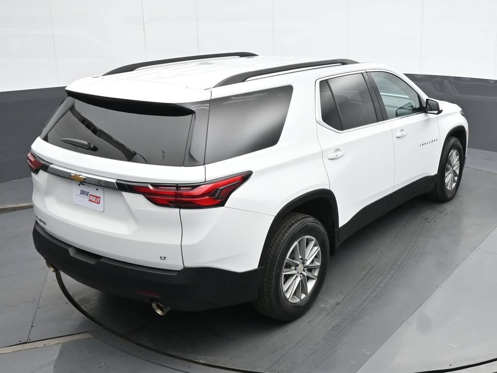 Used 2023 Chevrolet Traverse LT FWD image 21