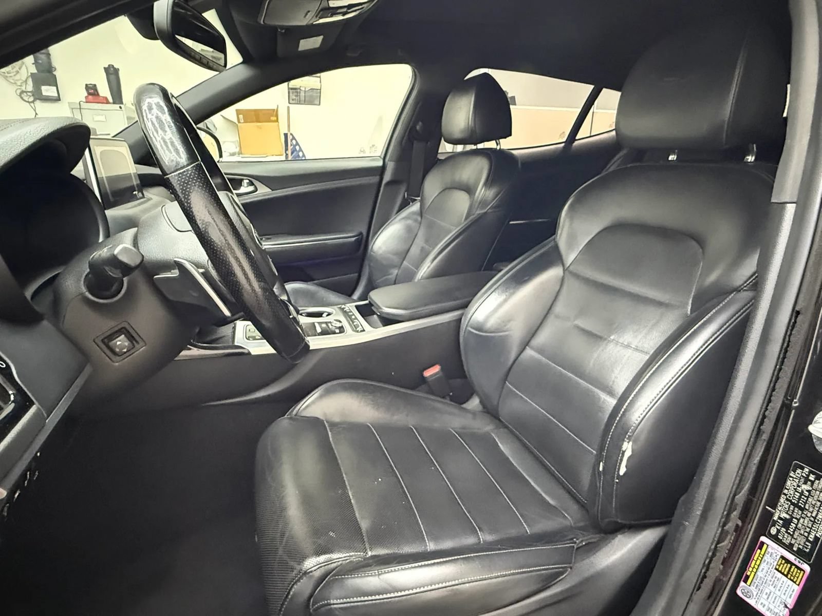 Used 2021 Kia Stinger GT2 AWD/4WD image 11