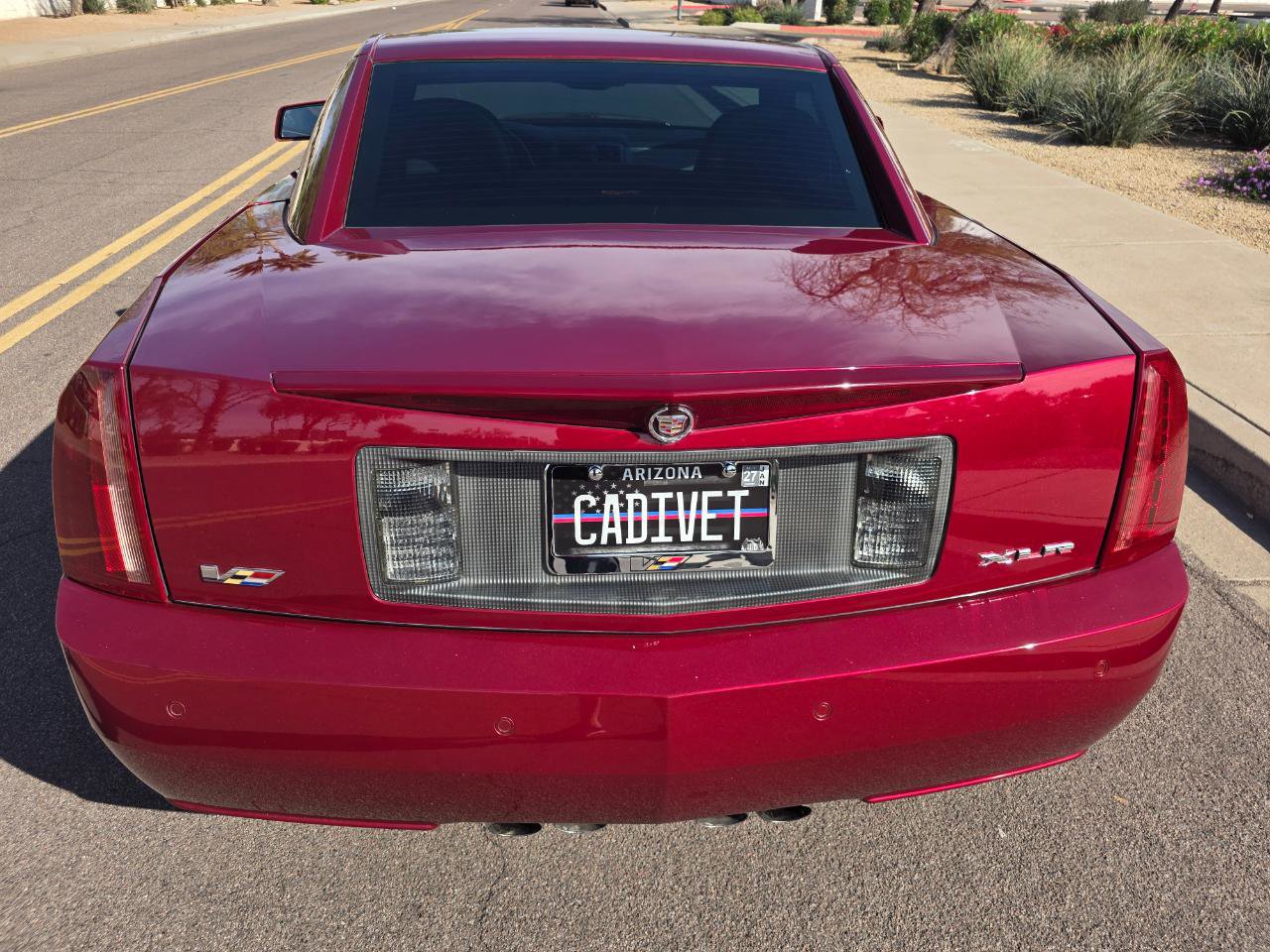 Used 2007 Cadillac XLR V image 40