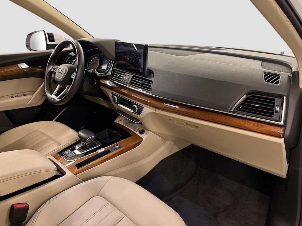 Certified 2023 Audi Q5 2.0T Premium w/ Convenience Package image 15