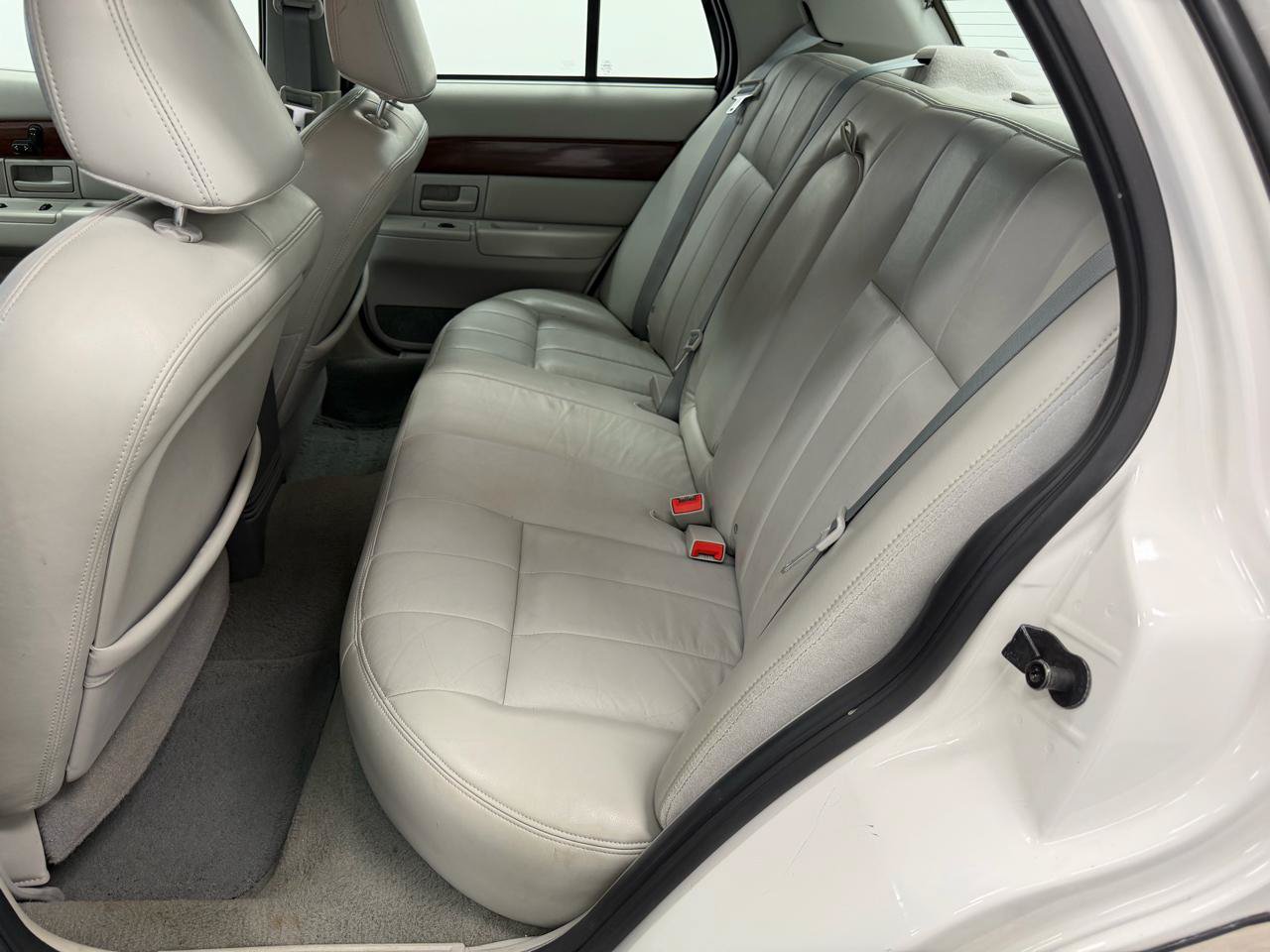 Used 2003 Mercury Grand Marquis LS RWD image 8