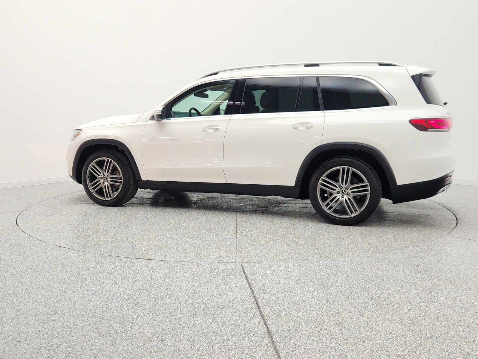 Certified 2023 Mercedes-Benz GLS 450 4MATIC image 8