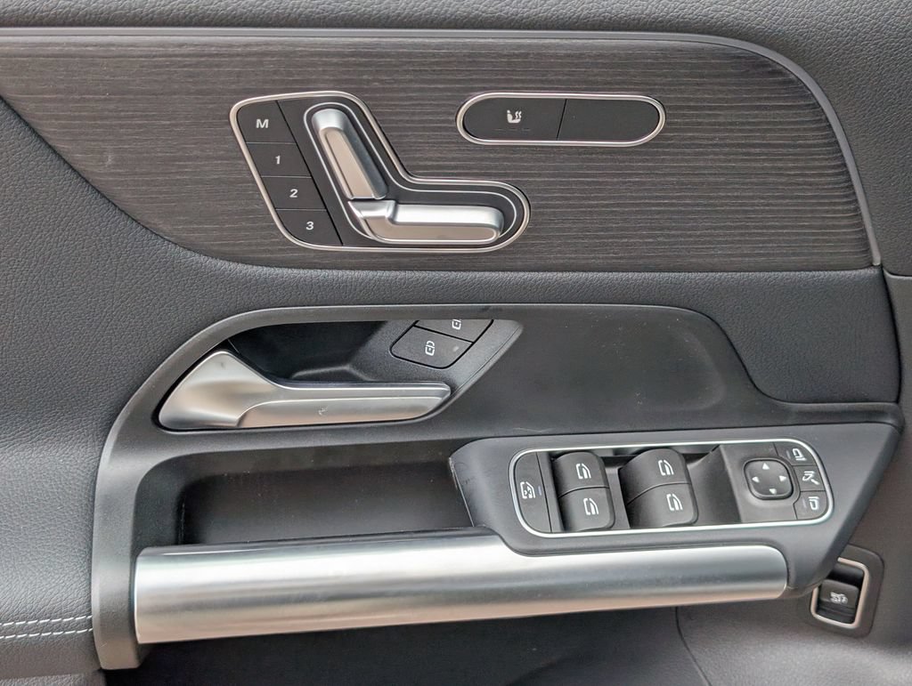 New 2026 Mercedes-Benz GLA 250 4MATIC image 24