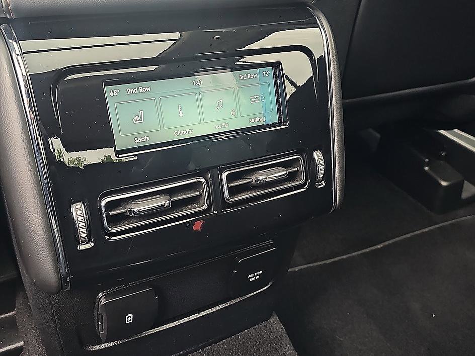 Used 2020 Lincoln Aviator Reserve w/ Elements Package Plus AWD/4WD image 31