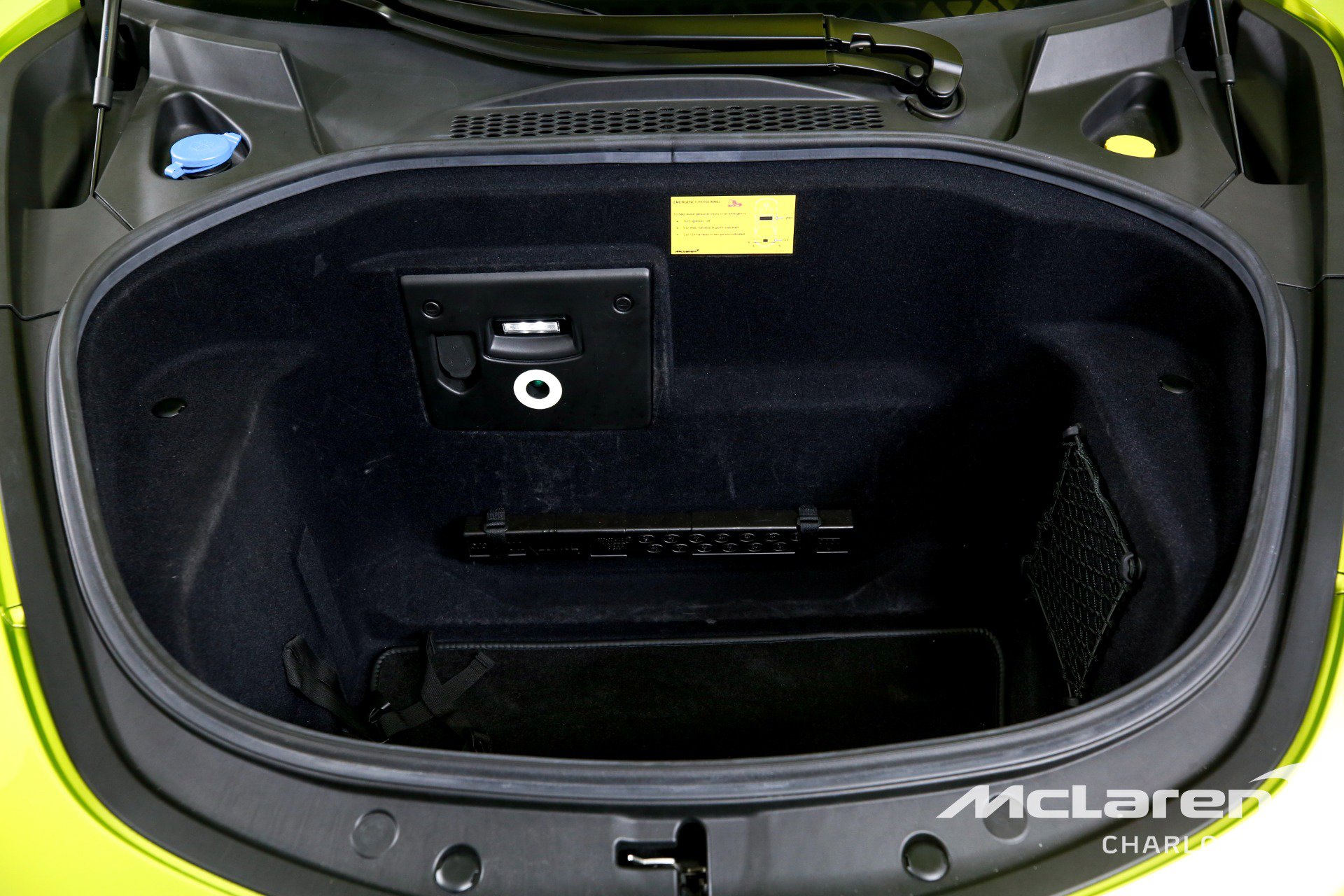 Used 2023 McLaren Artura image 22