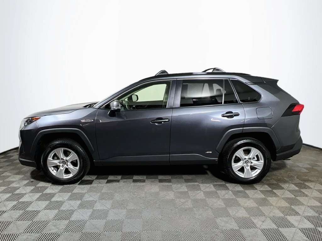 Certified 2020 Toyota RAV4 LE w/ Carpet Mat Package AWD/4WD image 4
