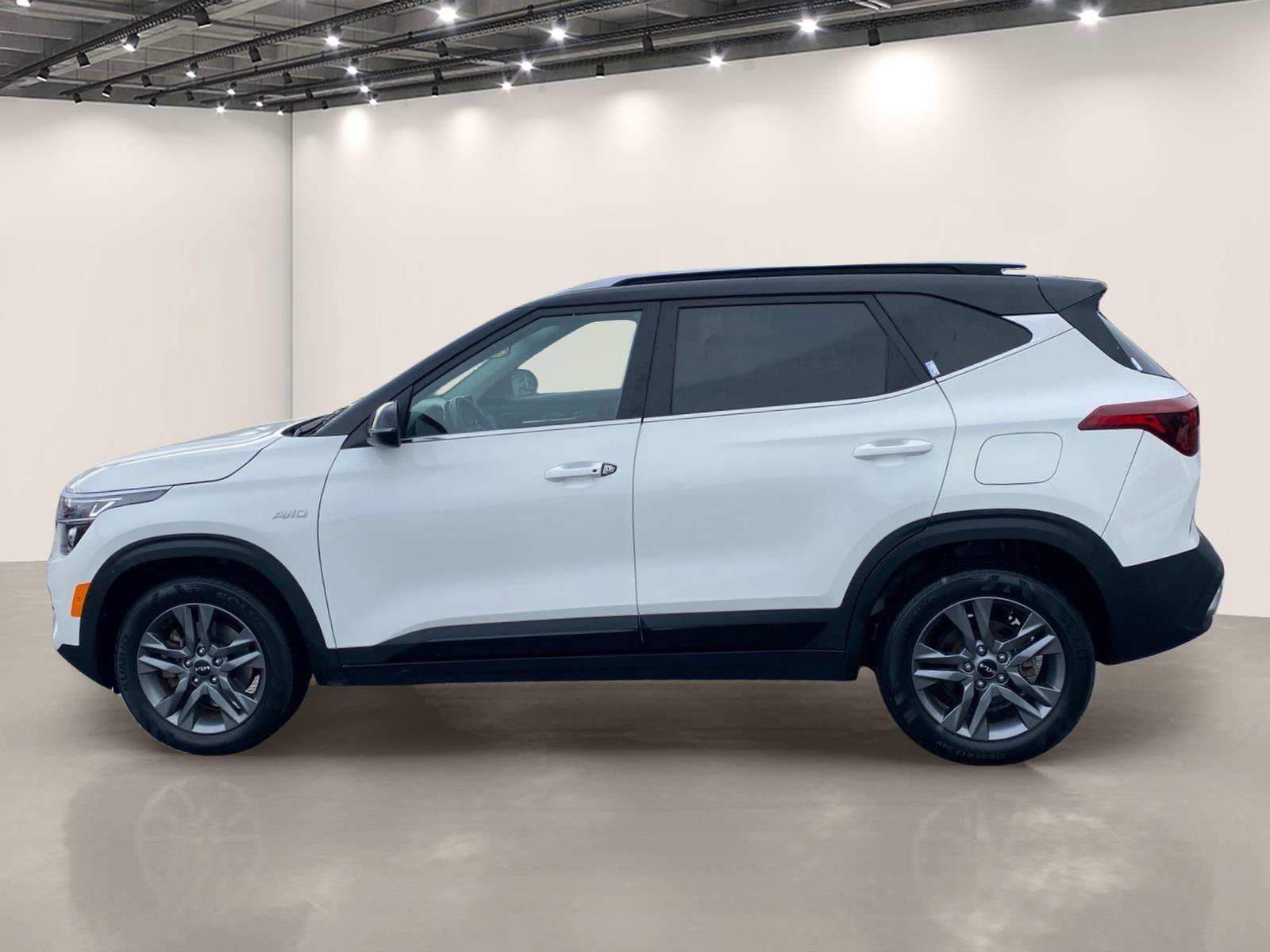 Certified 2023 Kia Seltos S image 5