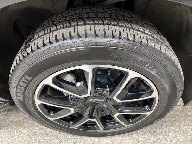 Used 2024 Chevrolet Suburban RST AWD/4WD image 17