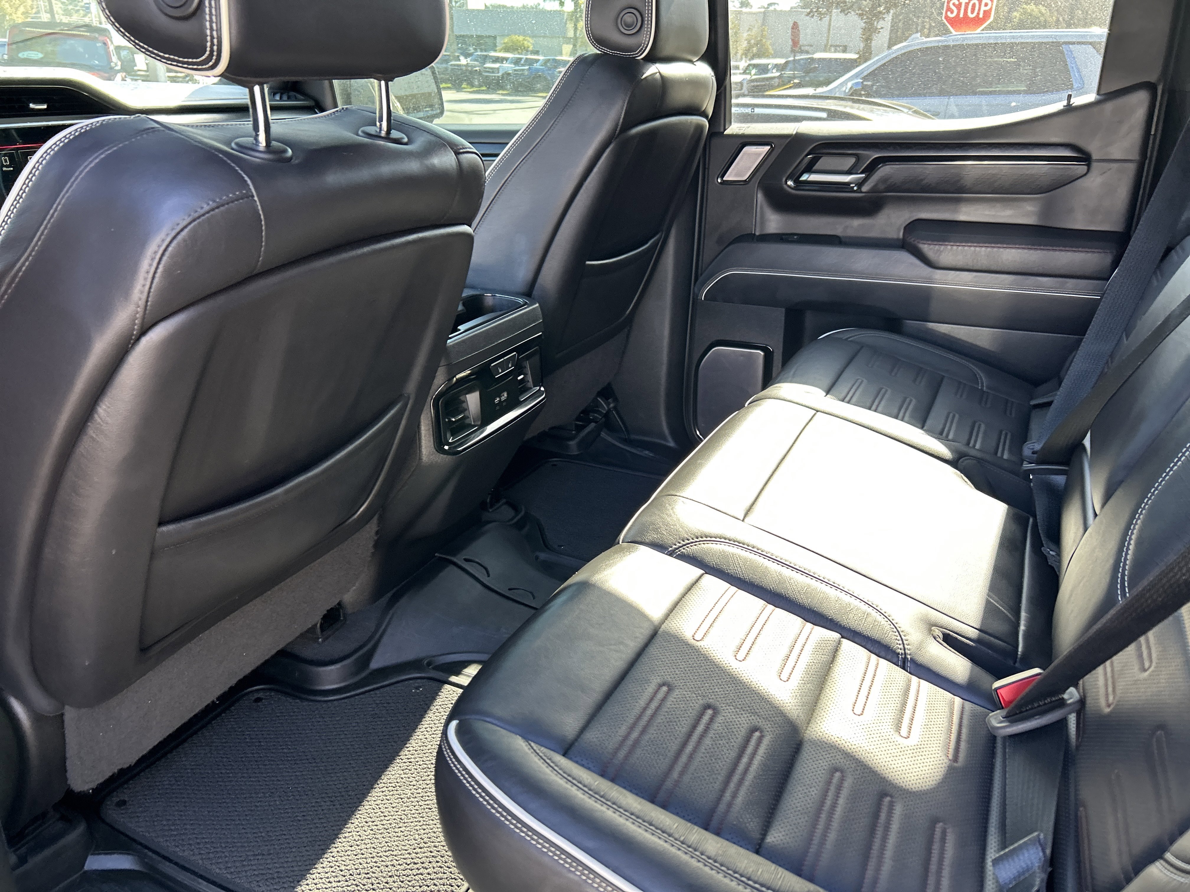 Used 2022 GMC Sierra 1500 AT4X image 17