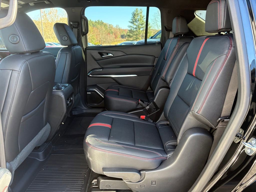 New 2026 Chevrolet Traverse RS image 13