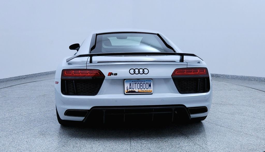 Used 2018 Audi R8 V10 plus image 4