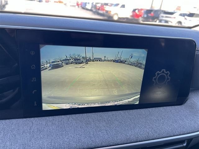 Used 2025 Nissan Kicks SV image 28