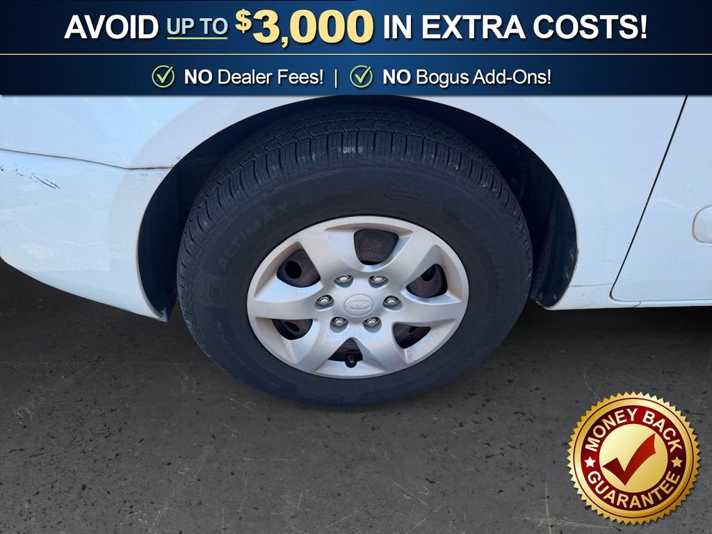 Used 2008 Kia Sedona LX FWD image 10