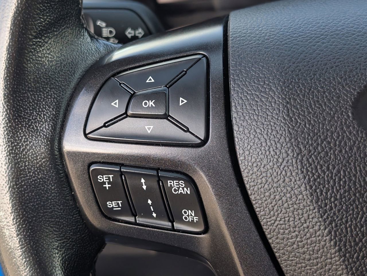 Used 2021 Ford Ranger Lariat w/ Tremor Off-Road Package image 22