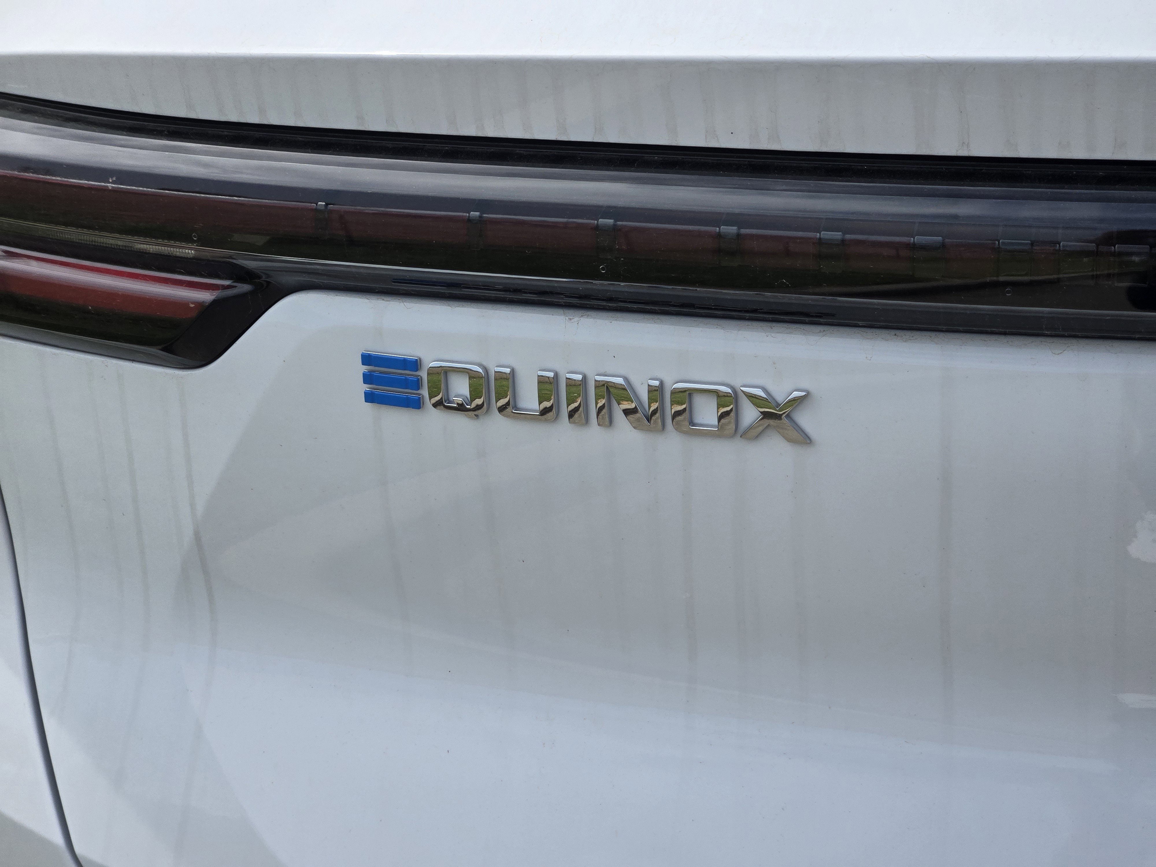 New 2026 Chevrolet Equinox EV LT image 5