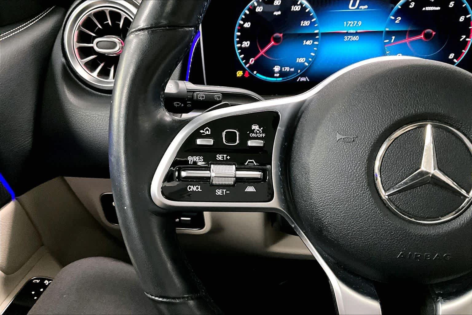 Certified 2021 Mercedes-Benz GLB 250 4MATIC image 24