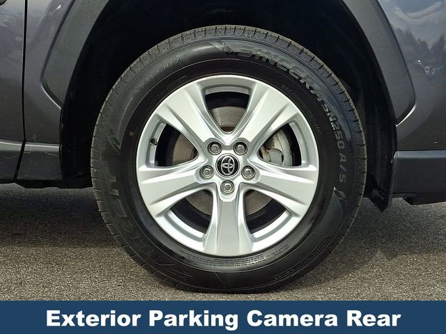 Used 2021 Toyota RAV4 XLE w/ Convenience Package image 10