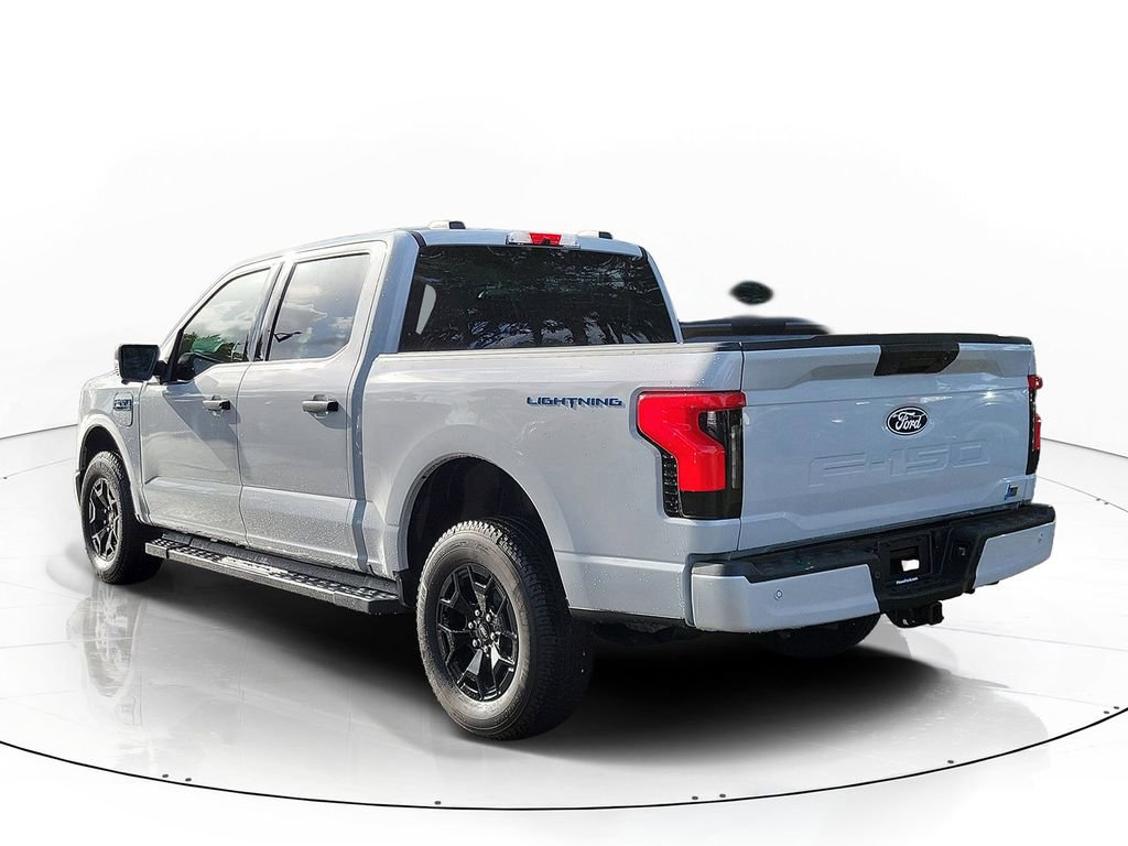 Certified 2025 Ford F150 Lightning XLT AWD/4WD image 4