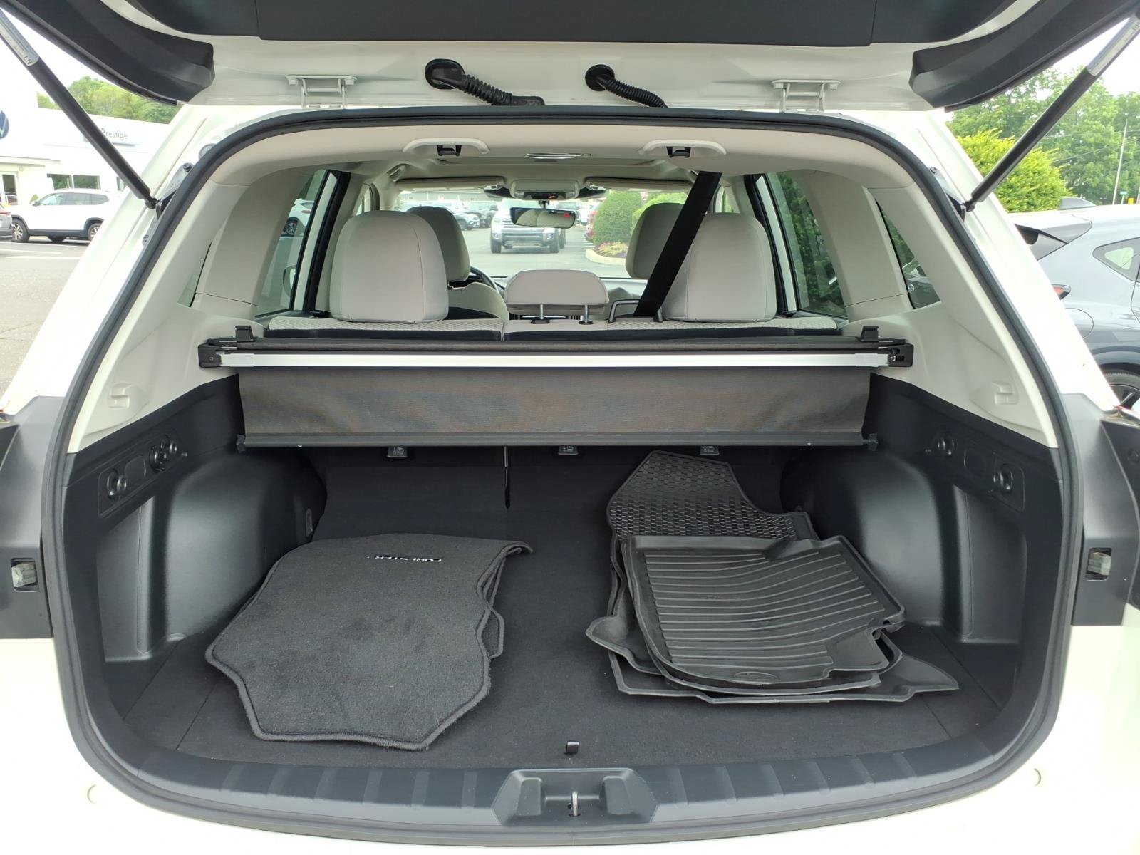 Certified 2023 Subaru Forester Premium AWD/4WD image 12