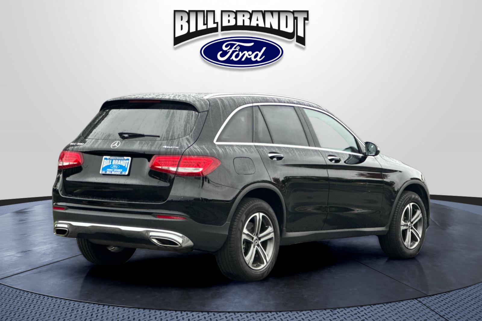 Used 2019 Mercedes-Benz GLC 300 4MATIC image 3