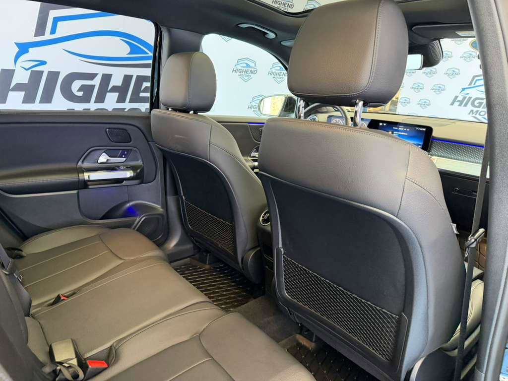 Used 2024 Mercedes-Benz GLB 250 4MATIC w/ Driver Assistance Package image 25
